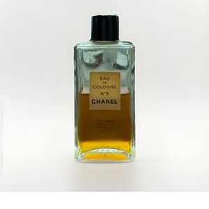 CHANEL No. 5 Eau de Cologne with Black Cap